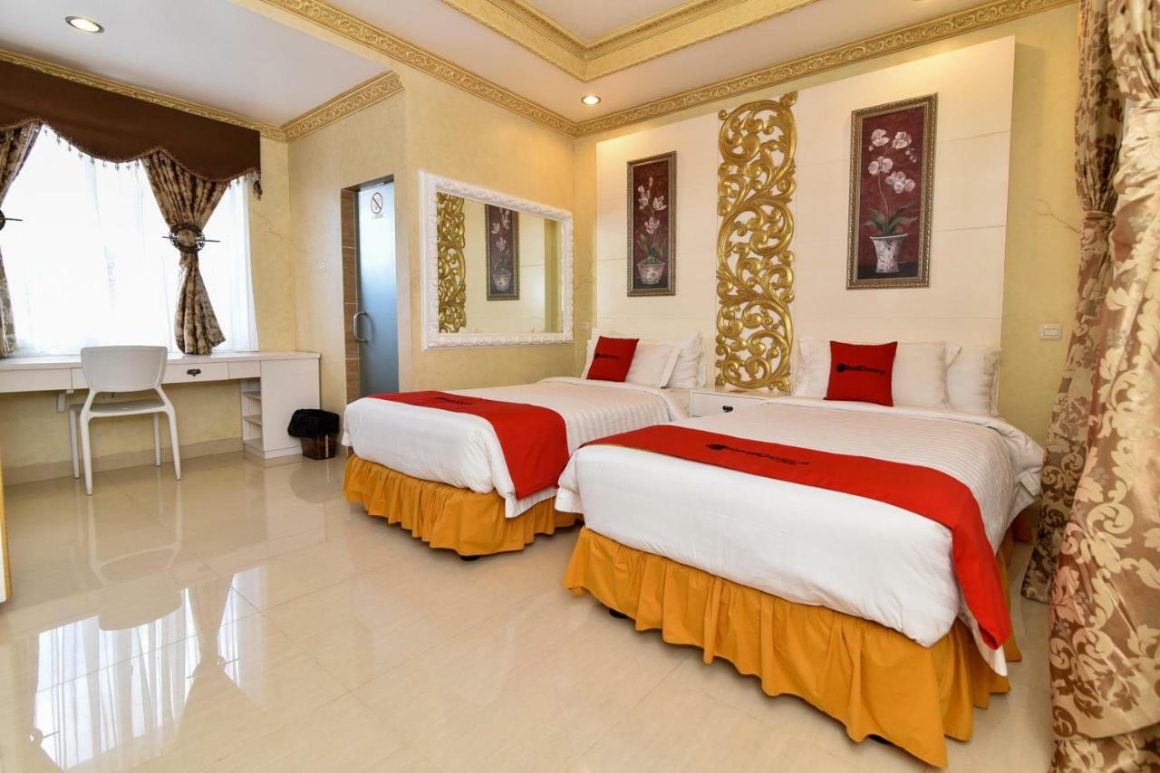 Reddoorz Plus Near Discovery Shopping Mall Bali Kuta  Exterior photo